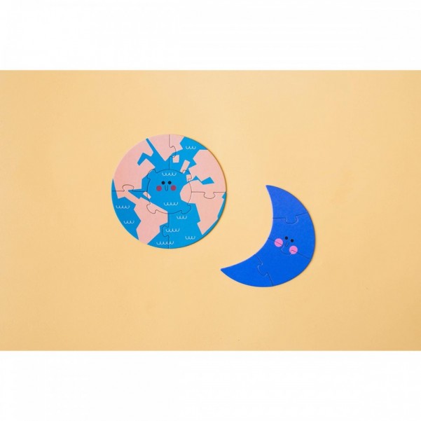 Valentina in Space - 2+3+4+5+10 pcs - Glow in the Dark Puzzle Londji