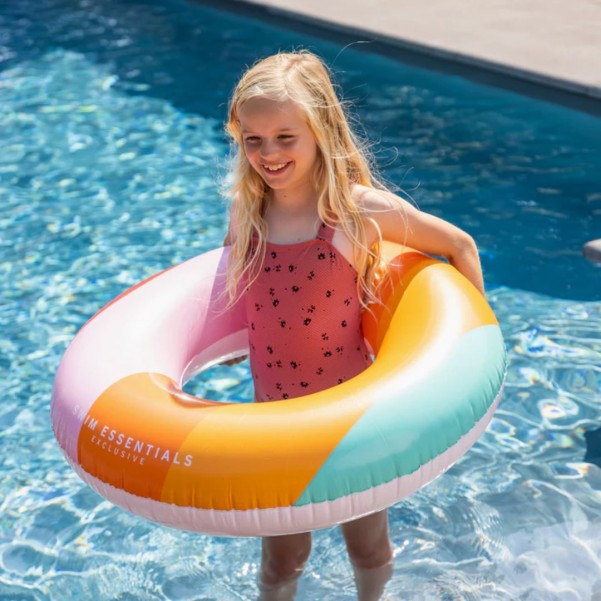 Swim Essentials- Σωσίβιο ⌀90εκ. για παιδιά από 6+ ετών - Rainbow